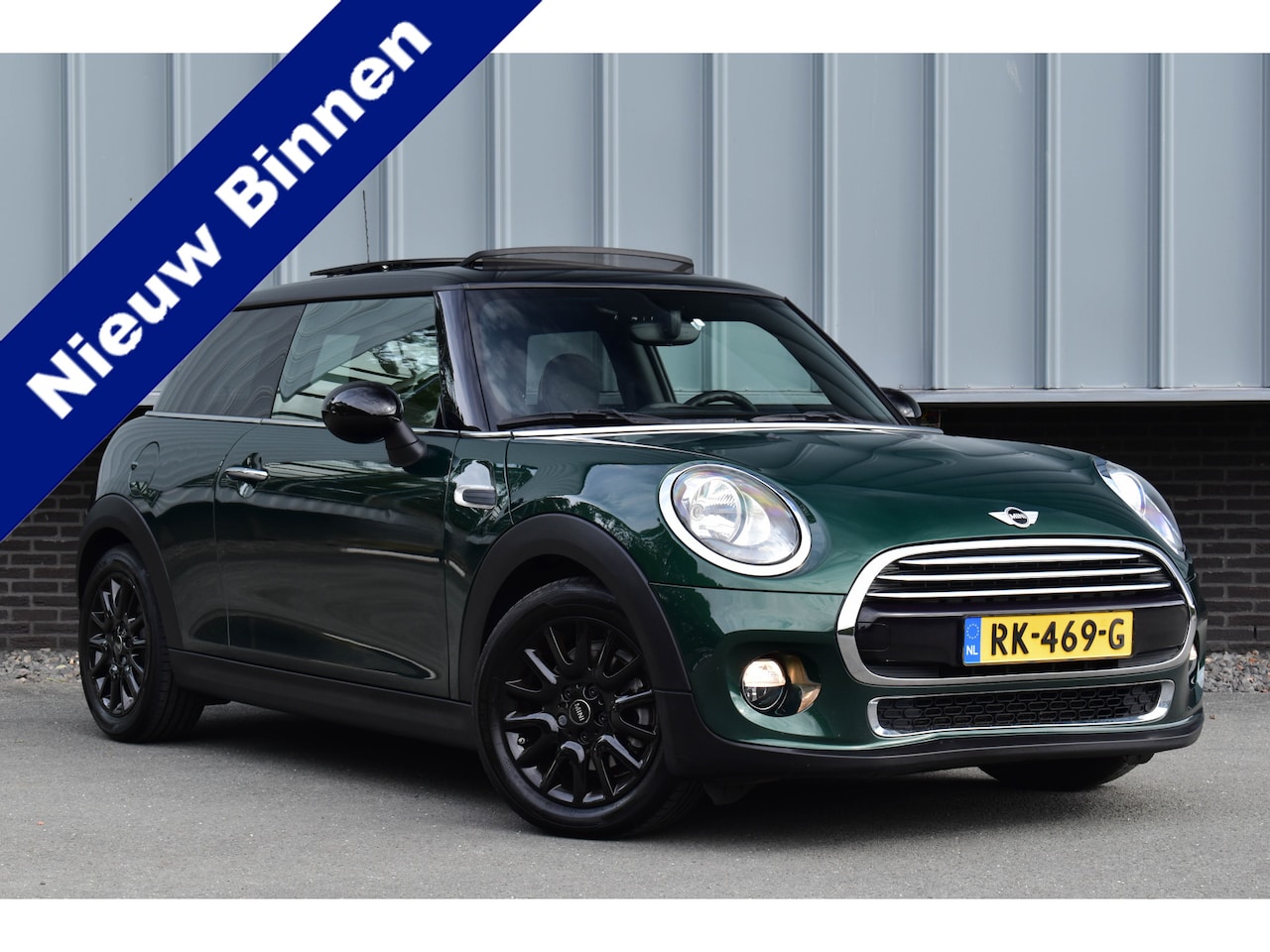MINI 3-Deurs - 1.5 Cooper Salt | Pano | Navi | Dealer onderhoud | NL AUTO | Airco - AutoWereld.nl