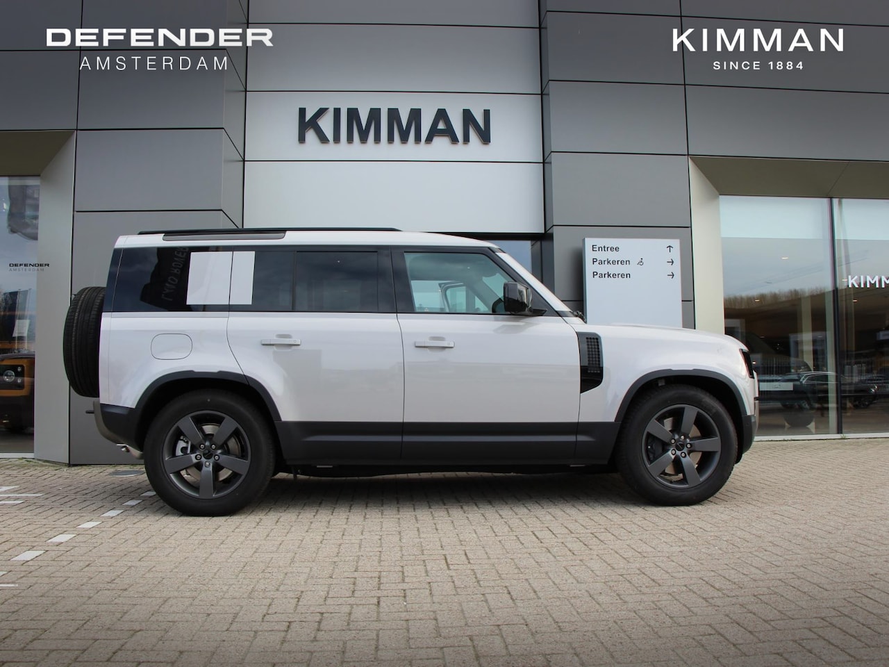 Land Rover Defender 110 - P300e S PHEV | Schuif/Kanteldak | Cold Climate | Koelbox | 360 Camera | - AutoWereld.nl