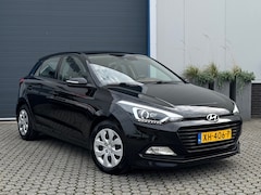 Hyundai i20 - I20 1.0 T-GDI Comfort | Navi | Clima | Cruise | Camera | Carplay | PDC | Inklap spiegel