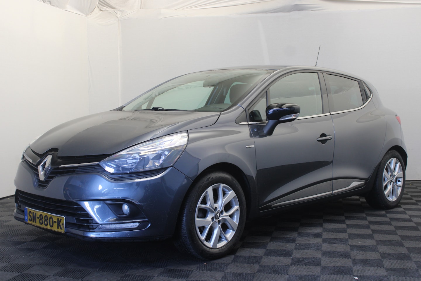 Renault Clio - 0.9 TCe Limited 0.9 TCe Limited - AutoWereld.nl