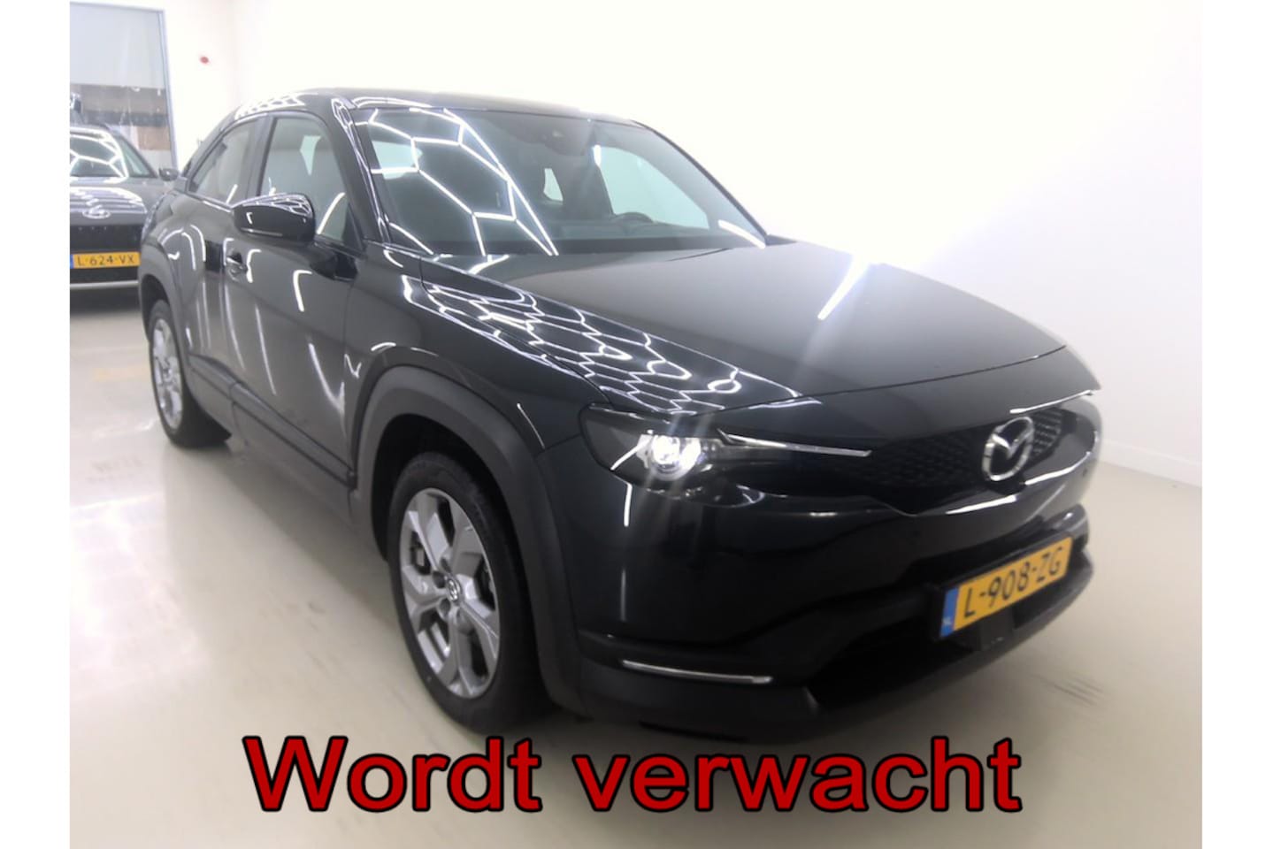 Mazda MX-30 - e-SkyActiv 145 Comfort 36 kWh - AutoWereld.nl