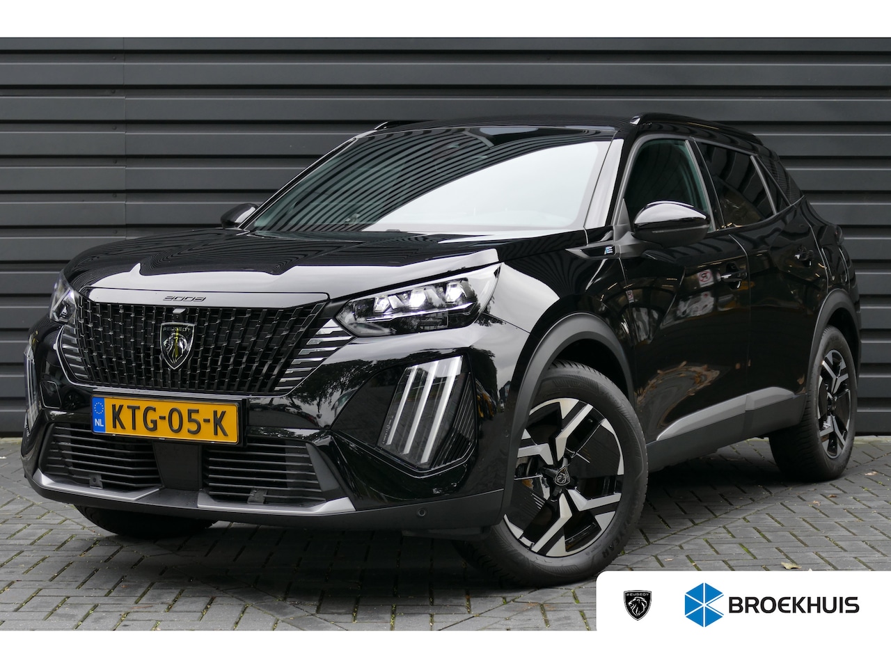 Peugeot e-2008 - 136PK 50KWH GT / CAMERA V+A / KEYLESS / FULL-LED / 17"LMV /  NAVI / CLIMA / PDC / BLUETOOT - AutoWereld.nl
