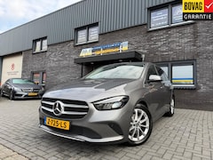 Mercedes-Benz B-klasse - 180 Business Solution AMG | 1E EIGENAAR | 3/6/12MND GARANTIE | LEDER | LED | AUTOMAAT | DA