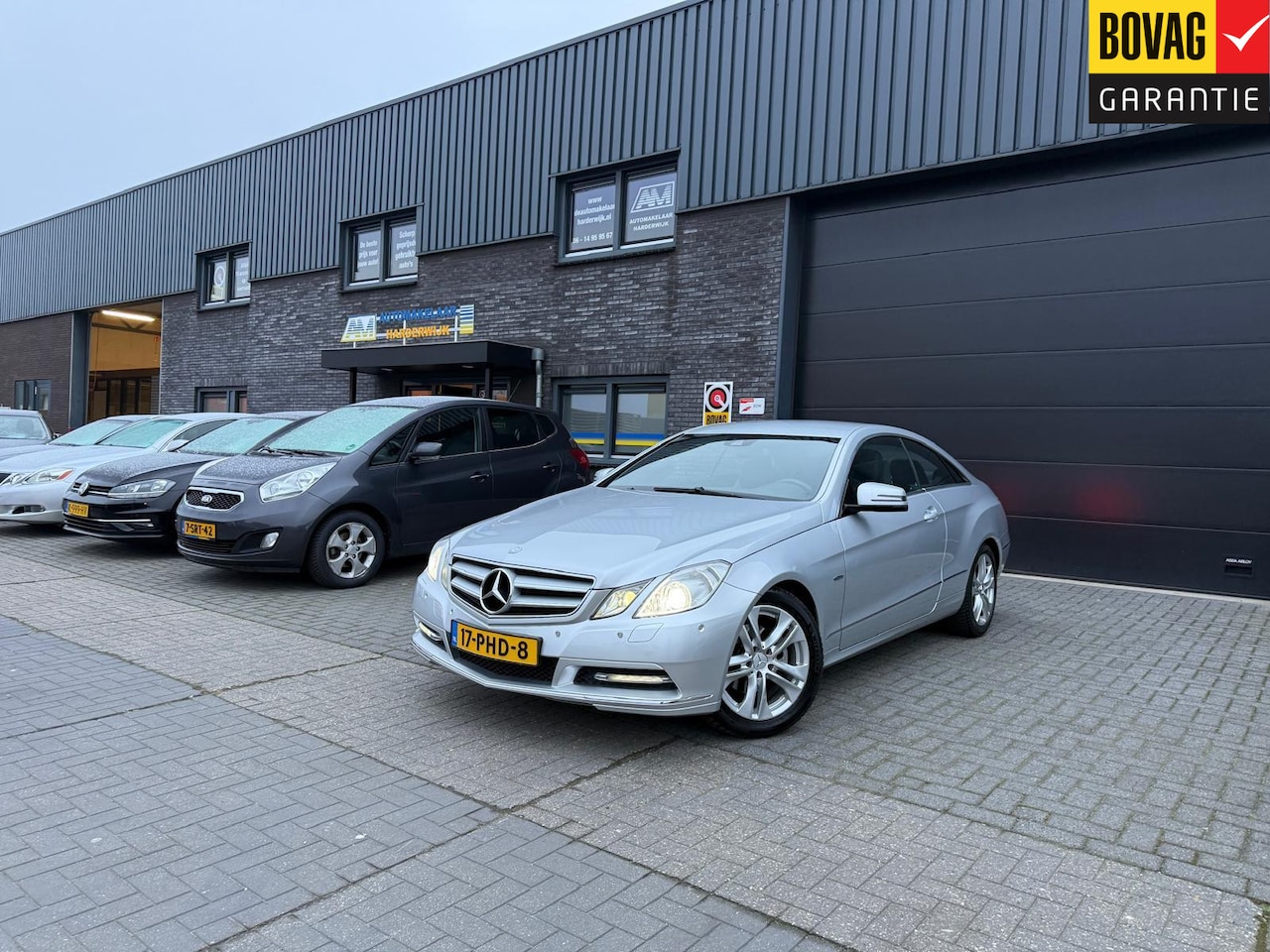 Mercedes-Benz E-klasse Coupé - 200 CGI Avantgarde | 2E EIGENAAR | 3/6/12MND GARANTIE | LEDER | NAVI | CRUISE | LMV | - AutoWereld.nl