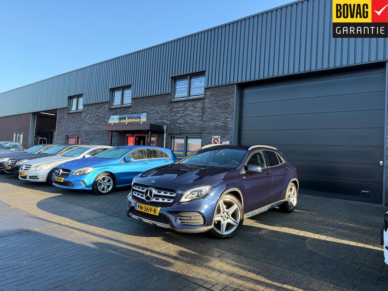 Mercedes-Benz GLA-Klasse - 180 Business Solution AMG | 2E EIGENAAR | 3/6/12MND GARANTIE | LED | CARPLAY | CRUISE | AU - AutoWereld.nl