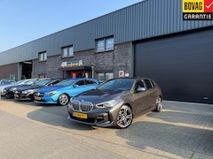 BMW 1-serie - 116d Executive | 1E EIGENAAR | 3/6/12MND GARANTIE | AUTOMAAT | LED | CARPLAY | SFEERVERLIC
