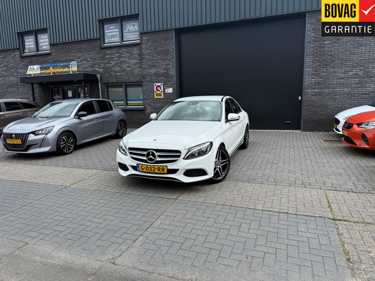 Mercedes-Benz C-klasse - 200 Premium Plus | 1E EIGENAAR | 3/6/12MND GARANTIE| LED | CRUISE | SFEER | STOELVERWM. | - AutoWereld.nl