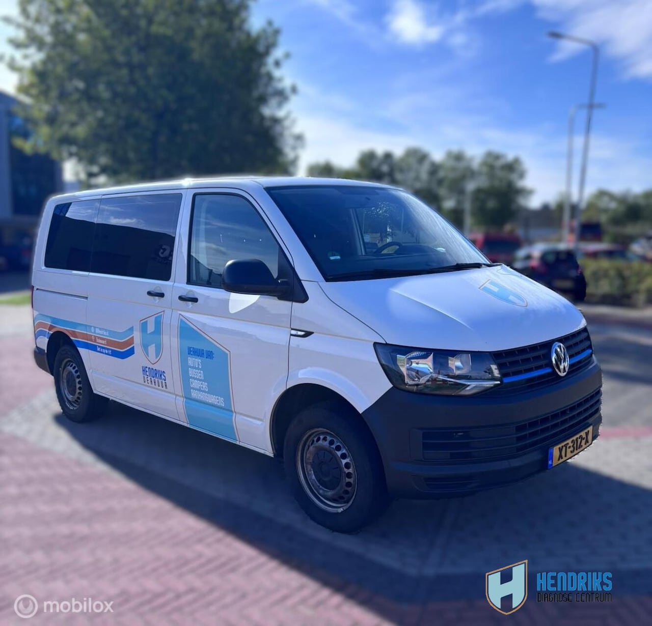 Volkswagen Transporter Kombi - 2.0 TDI L1H1 2.0 TDI L1H1 - AutoWereld.nl