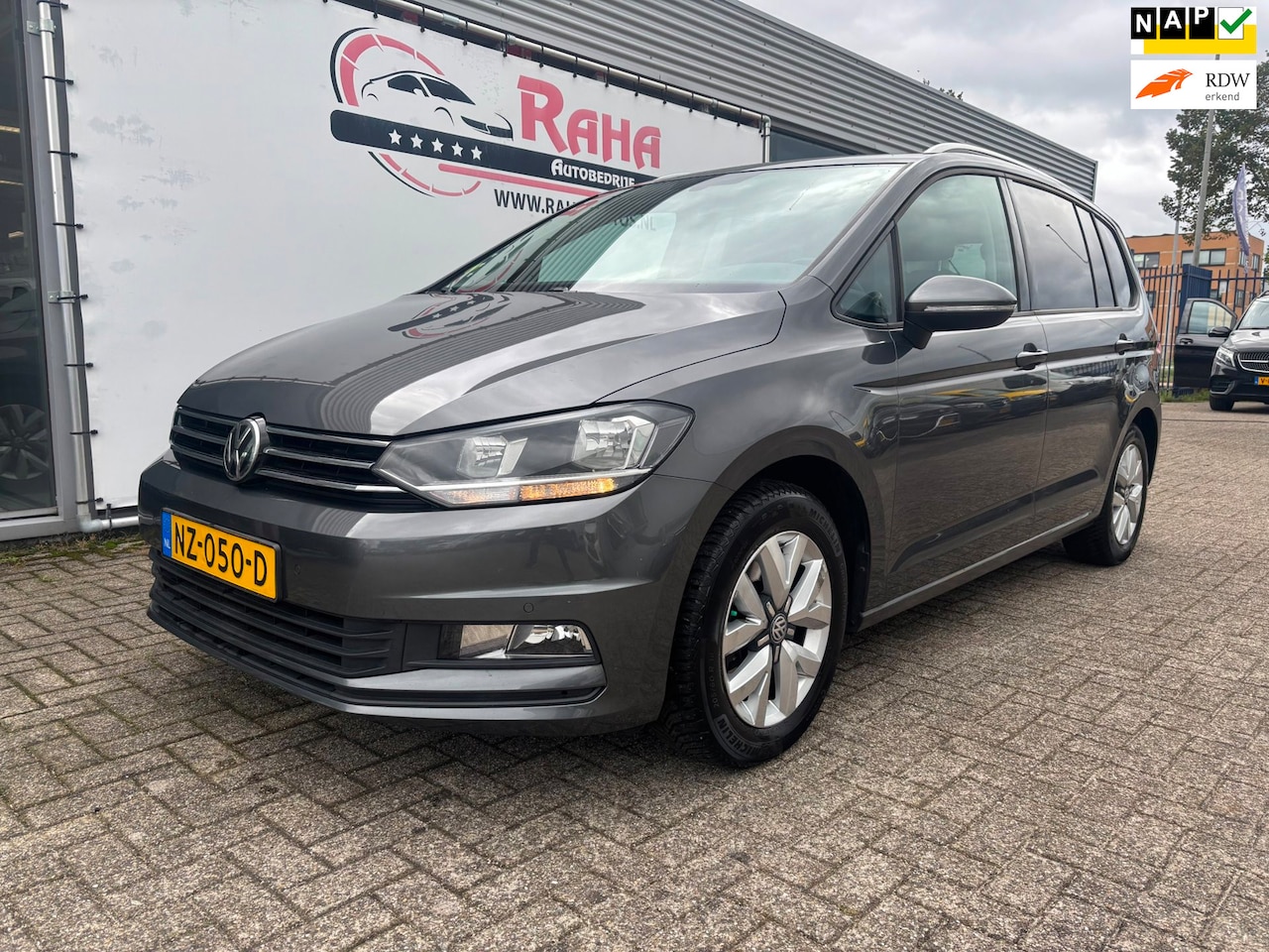 Volkswagen Touran - 1.6 TDI SCR Comfortline Business 1.6 TDI SCR Comfortline Business - AutoWereld.nl