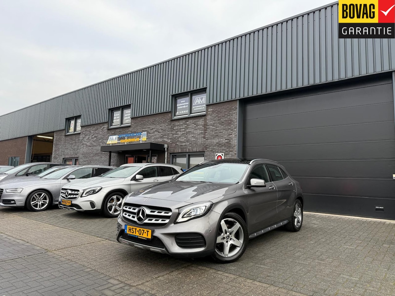 Mercedes-Benz GLA-Klasse - 250 Premium Plus | 1E EIGENAAR | 3/6/12MND GARANTIE | LED | DAB | TREKHAAK | CRUISE | PANO - AutoWereld.nl