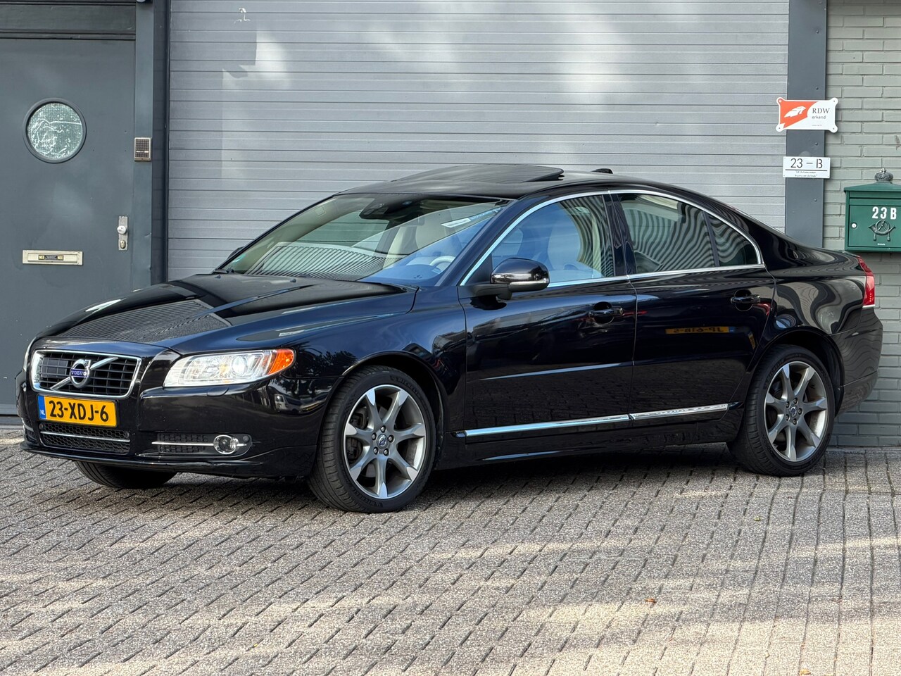 Volvo S80 - 2.4 D5 Limited Edition 2.4 D5 Limited Edition - AutoWereld.nl