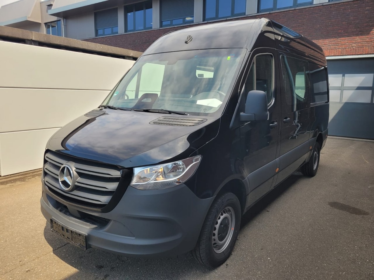 Mercedes-Benz Sprinter - 317 CDI RWD PRO L2 (907.633) - AutoWereld.nl