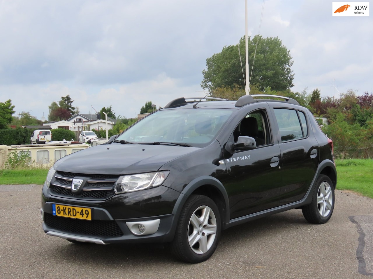 Dacia Sandero Stepway - 0.9 TCe Lauréate *NIEUWE KETTING ! *Navigatie - AutoWereld.nl