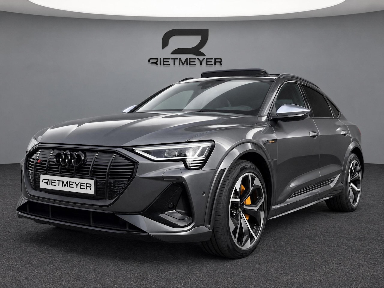 Audi e-tron - S quattro 508PK |Pano |RS zetels |360° |B&O | Trekhaak - AutoWereld.nl