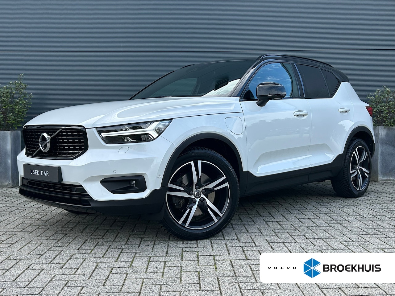 Volvo XC40 - 1.5 T5 Recharge R-Design | Panoramadak | Harman/Kardon | Trekhaak | 360 Camera | - AutoWereld.nl