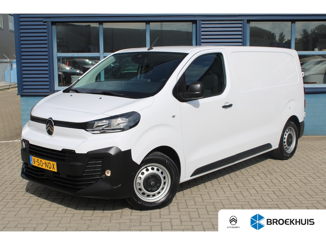 Citroën Jumpy - 8 JAAR GARANTIE | CAMERA | 10" SCHERM + DRAADLOOS CARPLAY + NAVI | BETONPLEX LAADVLOER | 1 - AutoWereld.nl