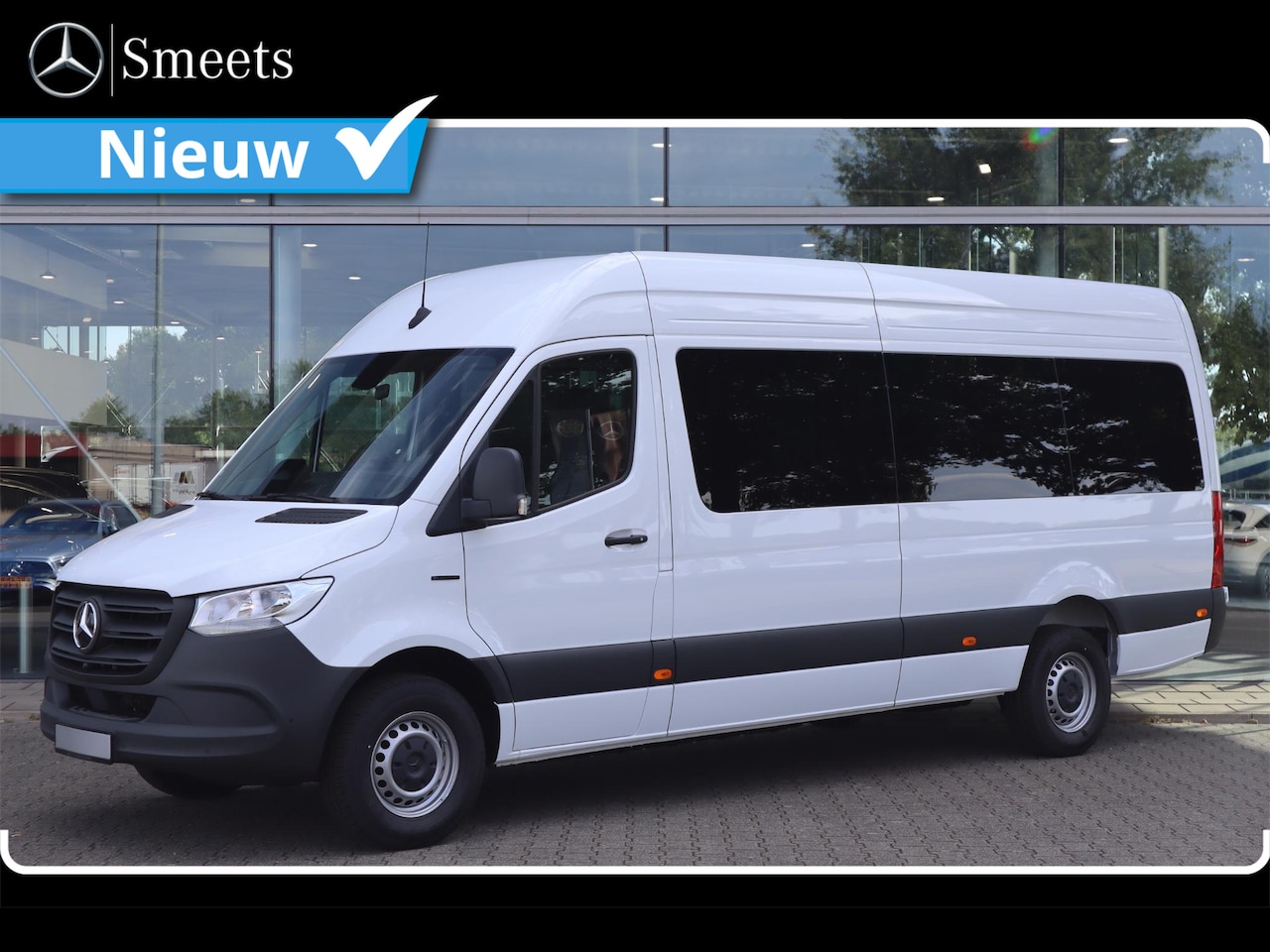 Mercedes-Benz eSprinter - 420 L3 Pro 81kWh - voorbereiding PERSONENBUS - AutoWereld.nl