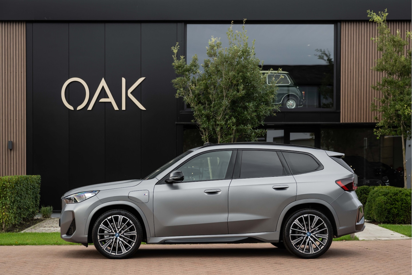 BMW X1 - xDrive30e | M-Sport | Live Cockpit | Panorama | Leder/Alcantara | Memory | H&K | ACC | Tre - AutoWereld.nl