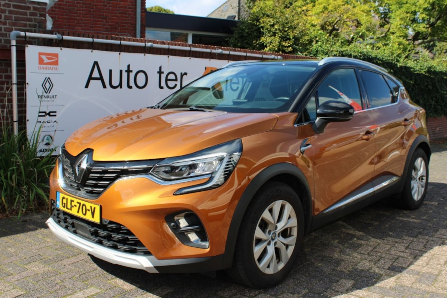 Renault Captur - 1.6E Plug In Hybrid 160 pk Intens met o.a. stoelverwarming - AutoWereld.nl