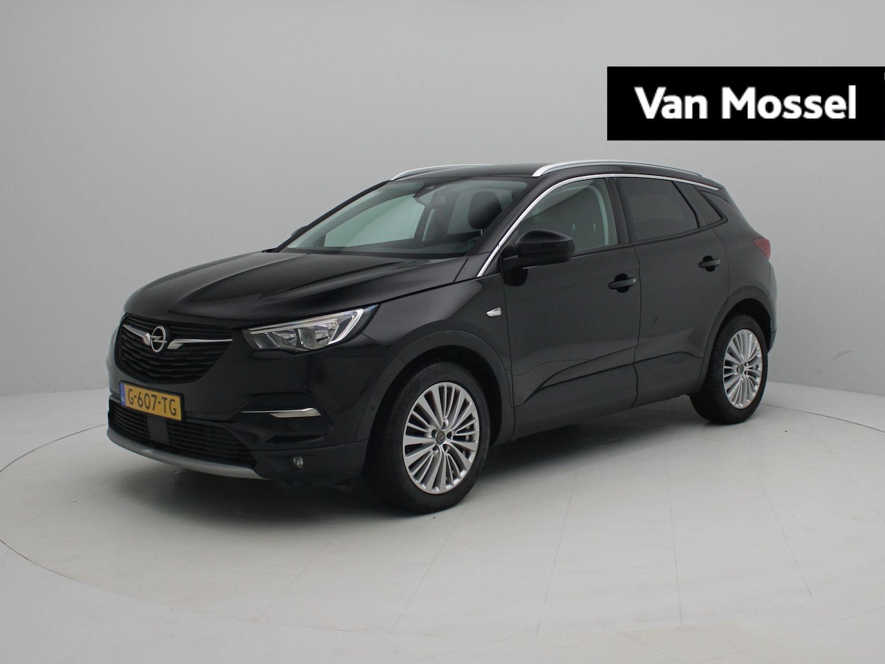Opel Grandland X - 1.6 Turbo Innovation Apple carplay & android auto | Automatische airco | voorstoelen verwa - AutoWereld.nl