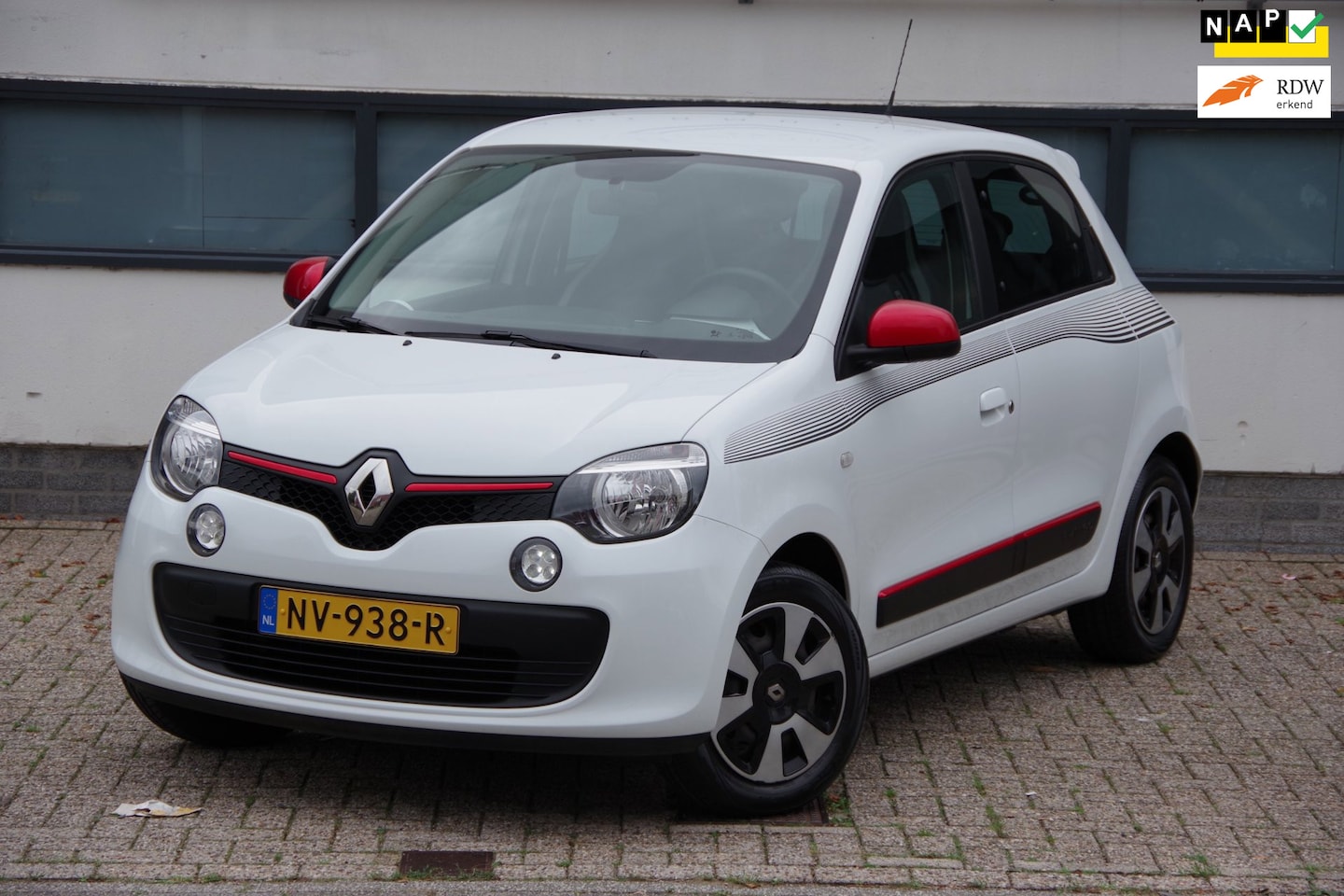 Renault Twingo - 1.0 SCe Collection | Dealer onderhouden| 1e eigenaar| - AutoWereld.nl