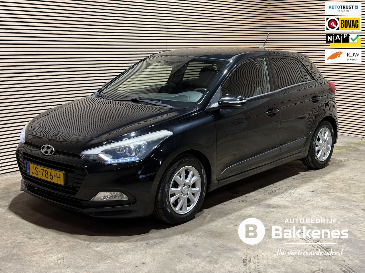Hyundai i20 - 1.0 T-GDI Premium | Camera | Airco | Cruise | Trekhaak - AutoWereld.nl
