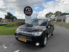 Mitsubishi Outlander - 2.0 PHEV Intense+ | 2013 | Benzine/Elektrisch | Automaat | EXPORT/HANDEL2.0 PHEV Intense +