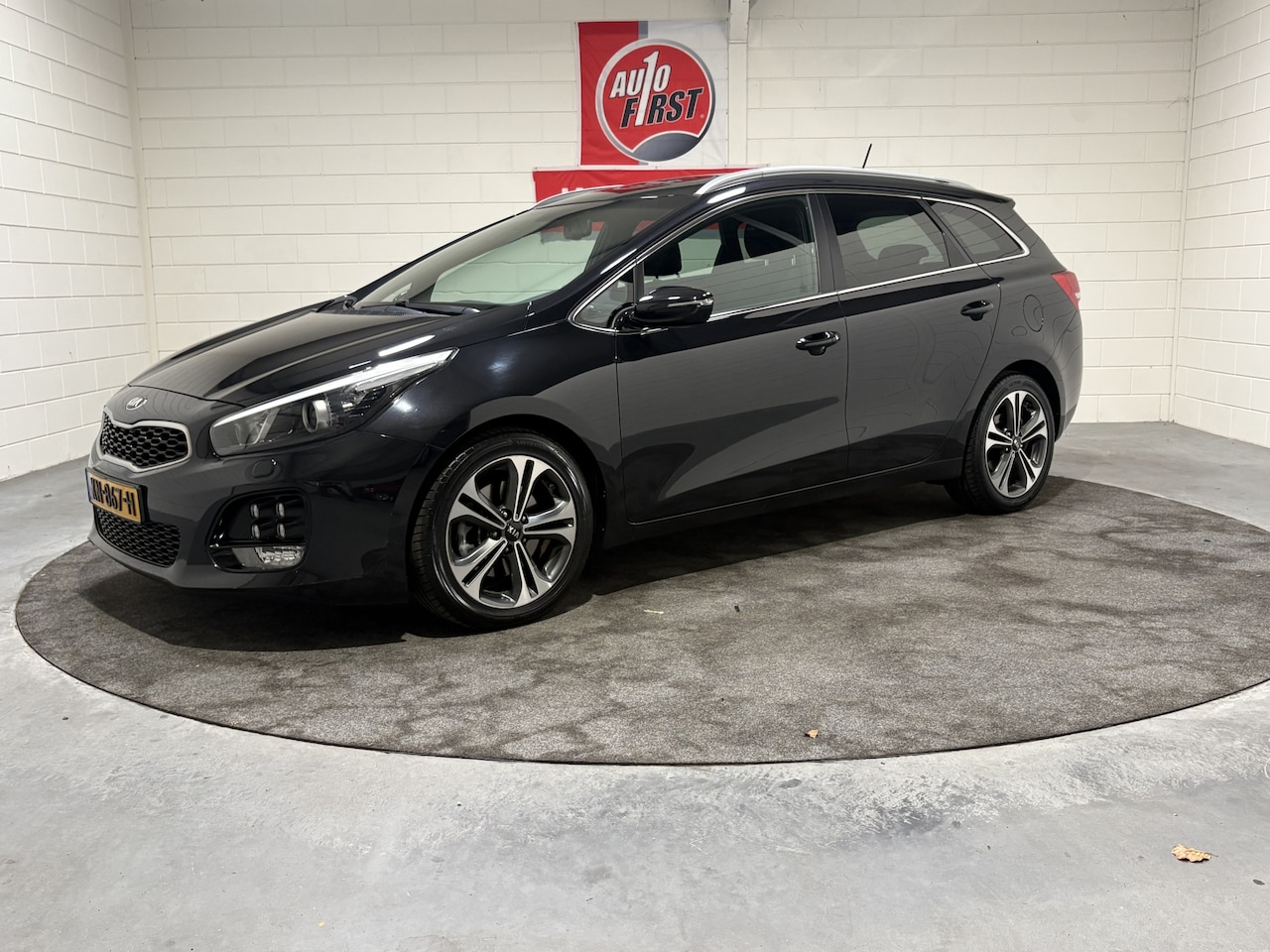 Kia Cee'd Sportswagon - 1.0 T-GDi GT-Line 1.0 T-GDi GT-Line, Dealer onderhouden, 2e eigenaar, Luxe uitvoering, Camera, Cruise, Navi, - AutoWereld.nl