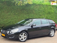 Volvo V60 - 2.0T NETTE AUTO/RIJDT GOED/203PK/TOP ONDERHOUDEN