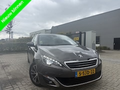 Peugeot 308 - 1.6 HDi Première Pano|Keyless|Xenon|6bak|Sensoren