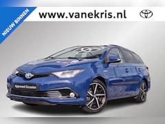 Toyota Auris Touring Sports - 1.8 Hybrid Dynamic Ultimate, Trekhaak, Climate control, Stootlijsten, Privacy glass