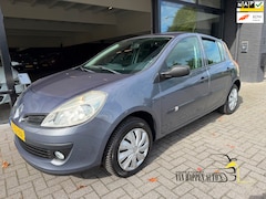 Renault Clio - 1.2-16V Special Line / apk 9-2027
