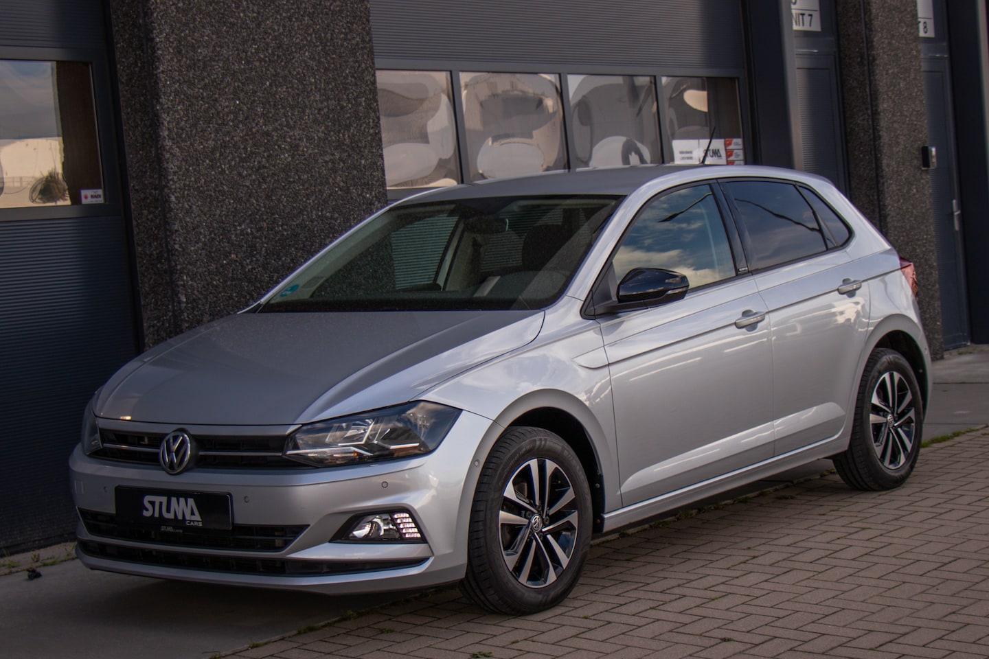 Volkswagen Polo - 1.0 TSI Highline | IQ Drive | DSG Automaat | ACC | Stuurbediening | Climate | Stoelverwarm - AutoWereld.nl