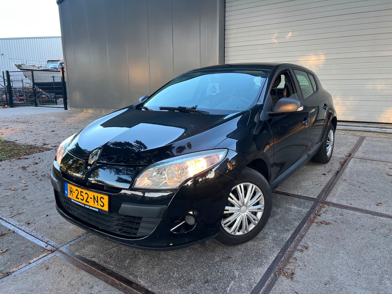 Renault Mégane - 1.6 Authentique 159.173KM - AutoWereld.nl