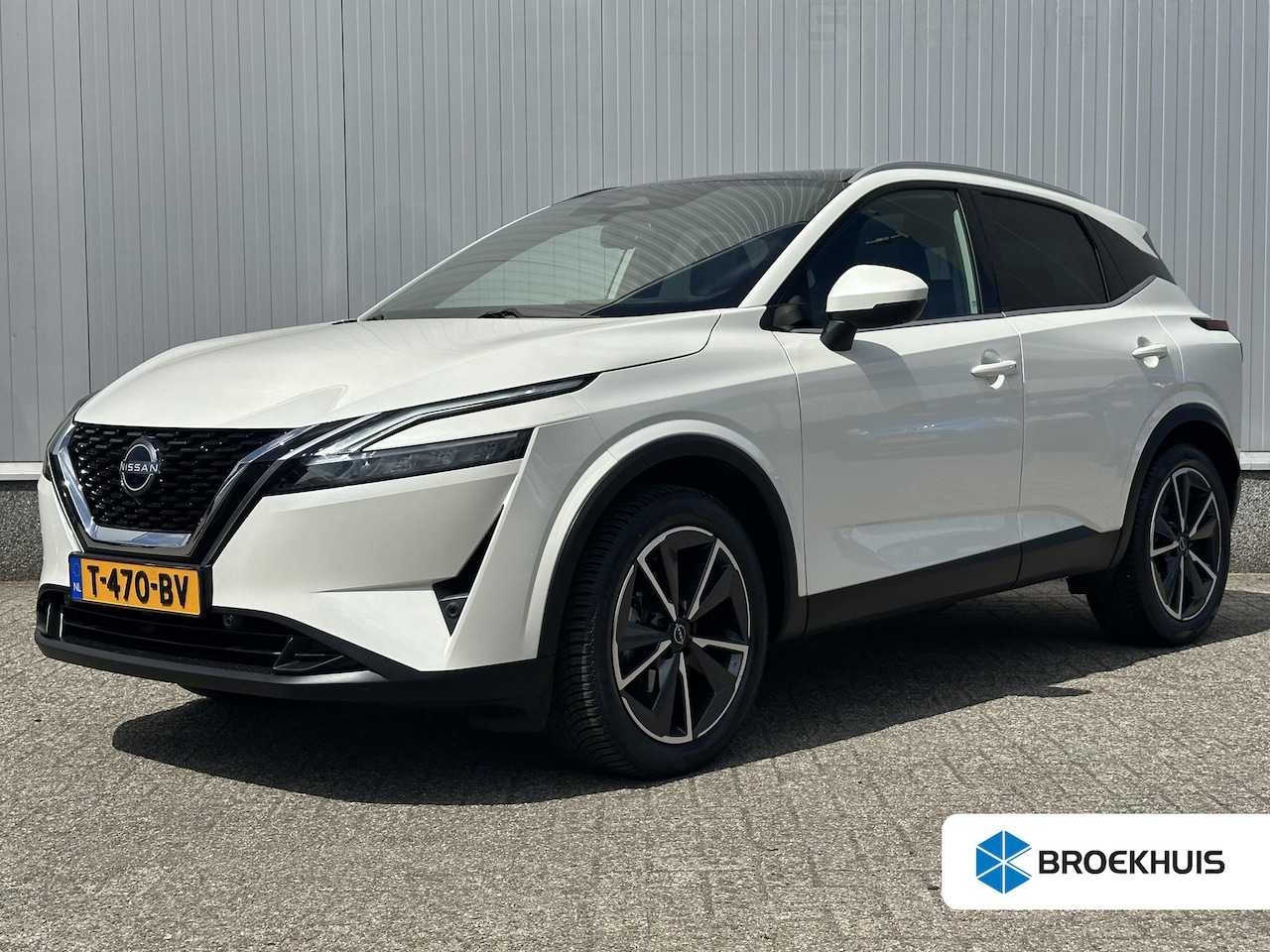 Nissan Qashqai - 1.3 MHEV Tekna / Trekhaak (1400KG Trekgewicht) / Panoramadak / 360 graden camera / Adaptie - AutoWereld.nl