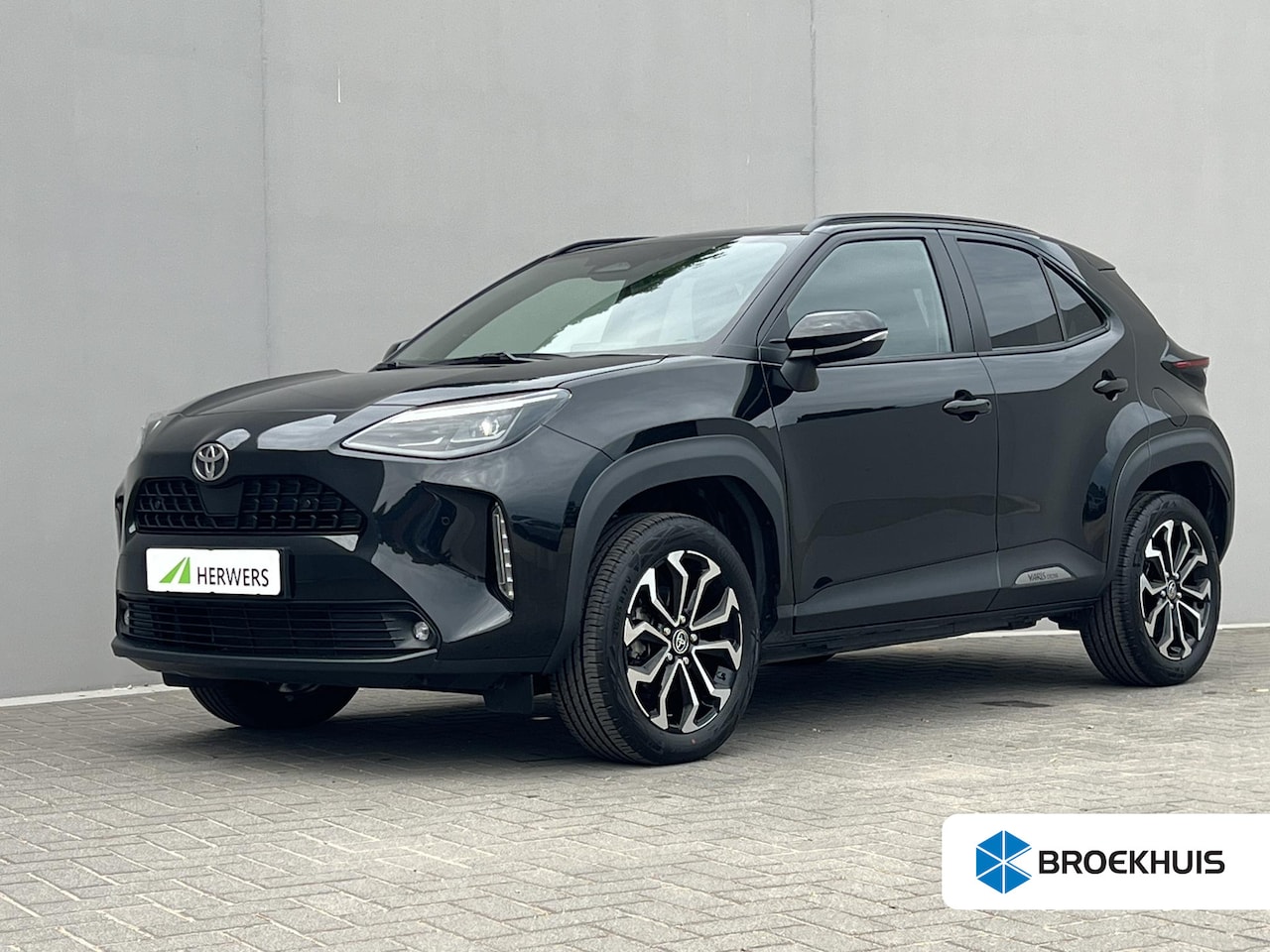 Toyota Yaris Cross - 1.5 Hybrid 115 Dynamic / Comfort Pack / Dealer onderhouden / Stuur- en stoelverwarming / C - AutoWereld.nl