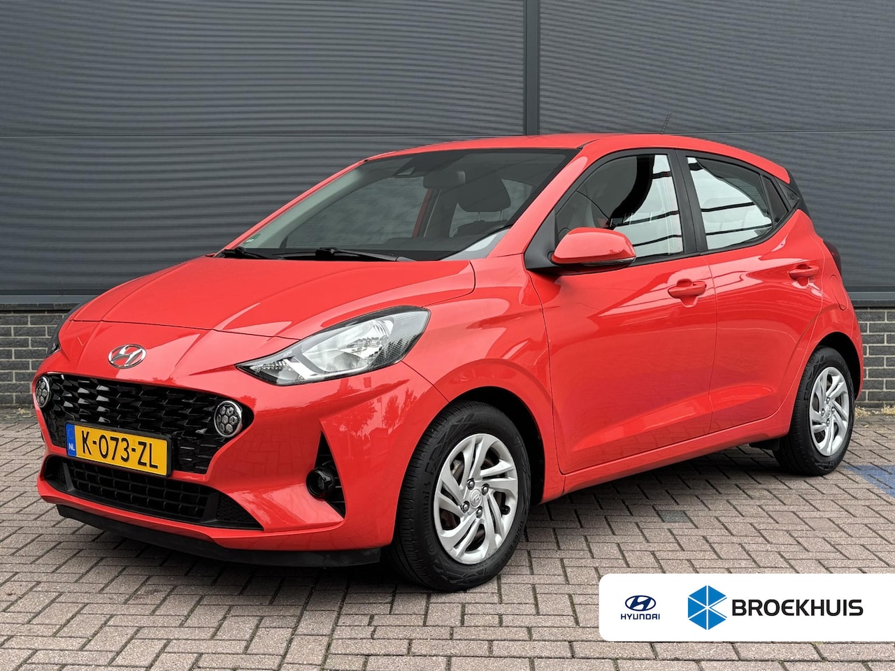 Hyundai i10 - 1.0 Comfort Smart / Dealer onderhouden / Navigatie / Apple Carplay / Android auto / Achter - AutoWereld.nl