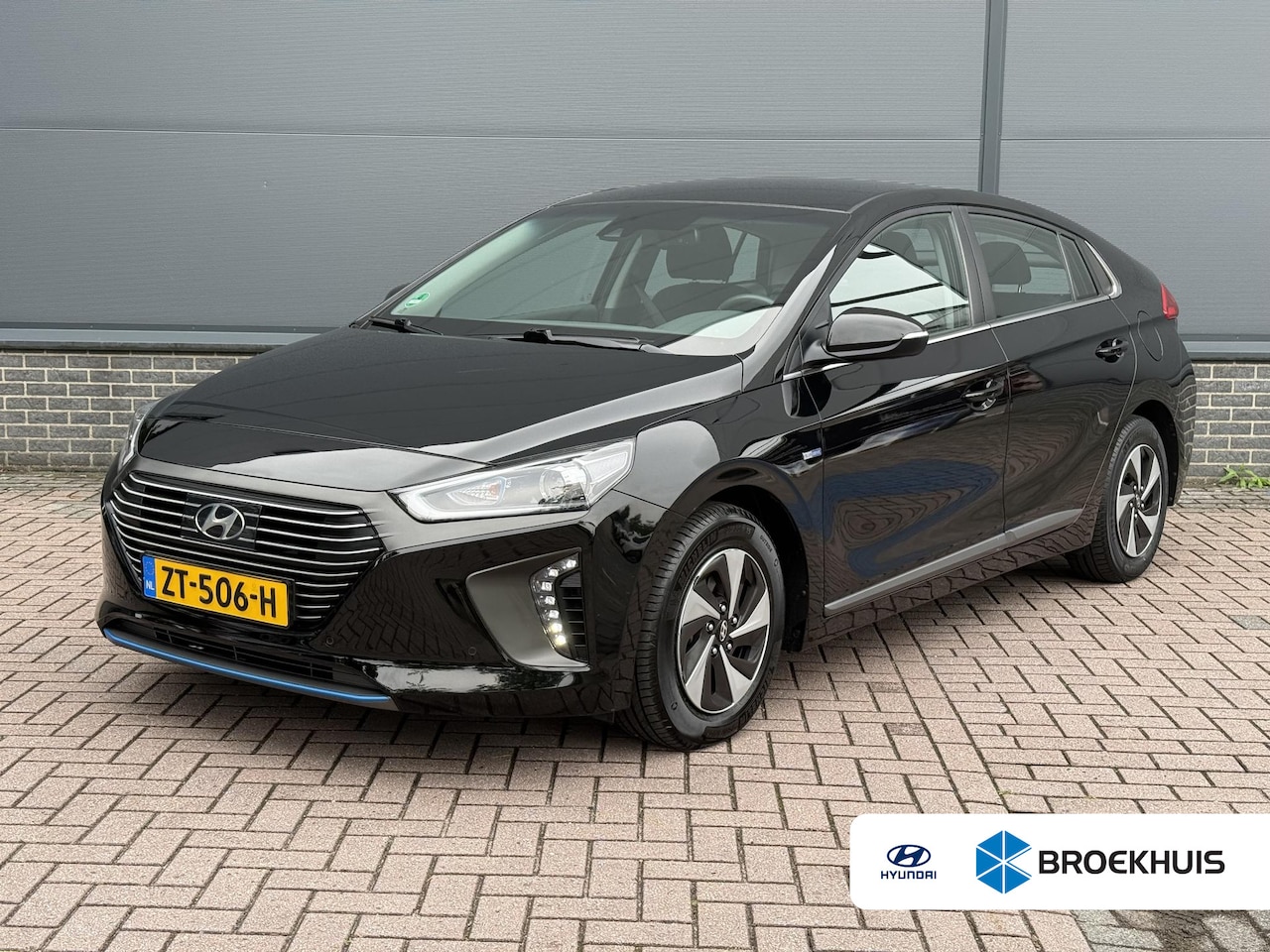 Hyundai IONIQ - 1.6 GDi Comfort / Eerste Eigenaar / Dealer Onderhouden / Navigatie / Adaptive Cruise / Key - AutoWereld.nl