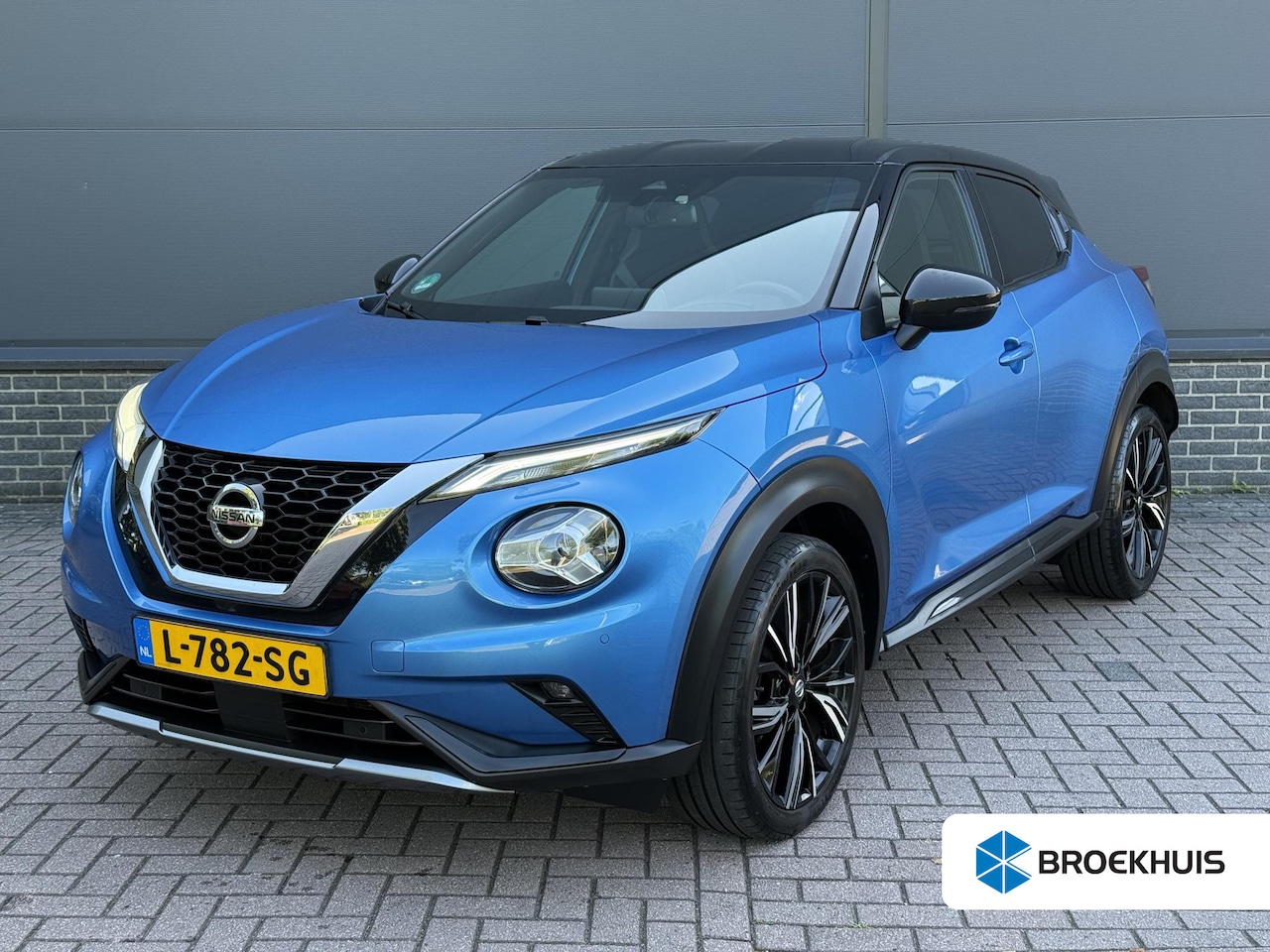 Nissan Juke - 1.0 DIG-T N-Design / Eerste Eigenaar / Dealer Onderhouden / cold pack / Android Auto / Nav - AutoWereld.nl
