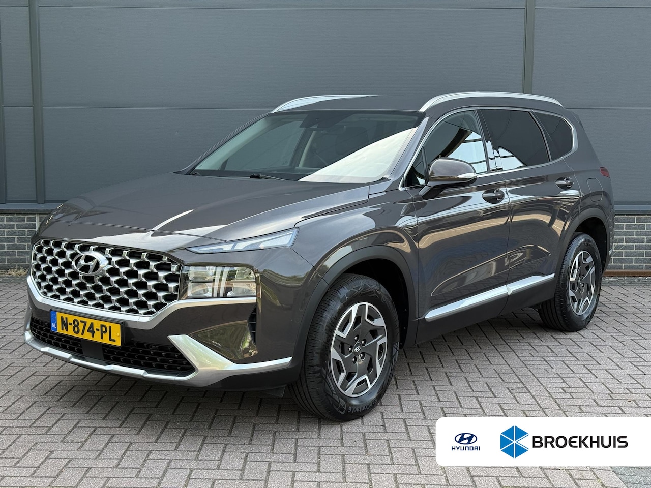 Hyundai Santa Fe - 1.6 T-GDI HEV Comfort Smart / Dealer Onderhouden / Trekhaak / 1650 KG Trekgewicht / Stoel - AutoWereld.nl