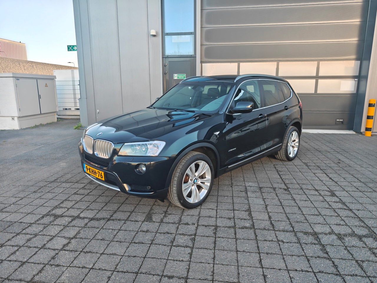 BMW X3 - XDrive35i High Executive,Panoramadak,Apple Carplay,Cruise Contr,trekhaak,Stoel verwarming+ - AutoWereld.nl