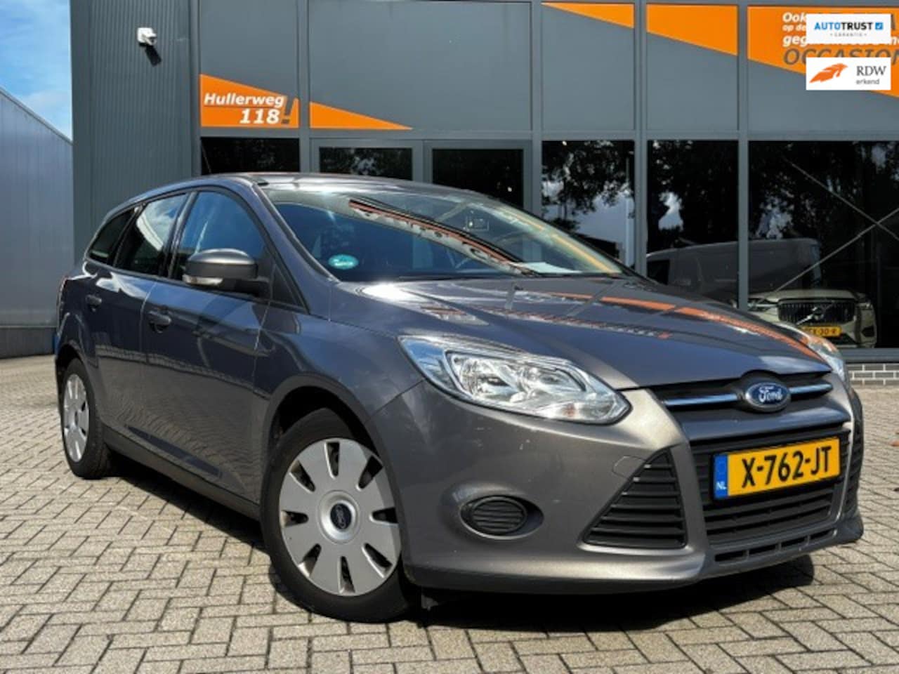 Ford Focus Wagon - 1.0 EcoBoost Edition/airco/stoelverw/nette auto - AutoWereld.nl