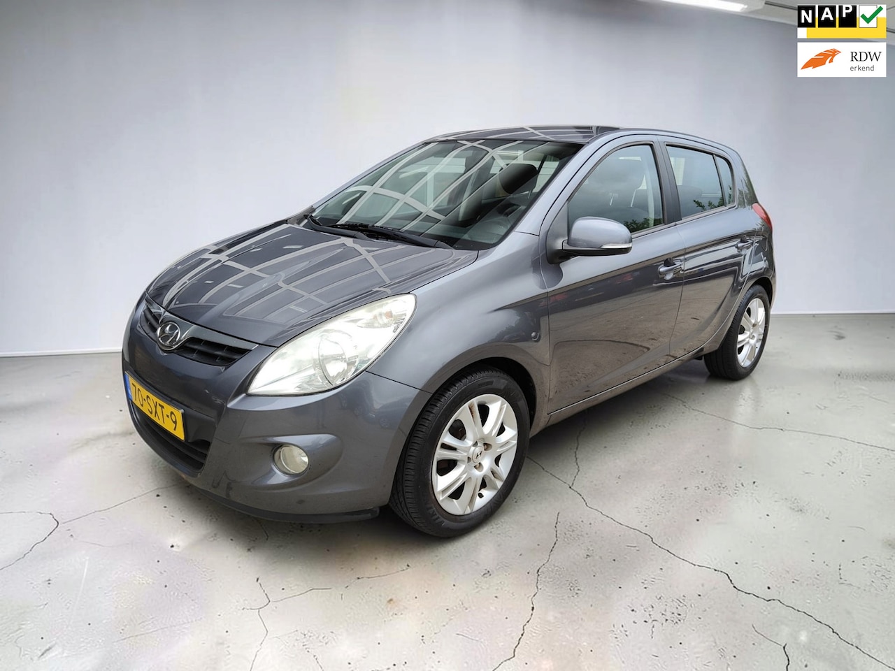 Hyundai i20 - 1.2i i-Motion airco - AutoWereld.nl