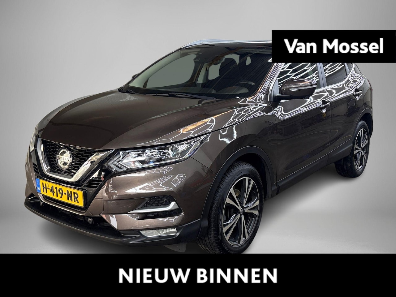 Nissan Qashqai - 1.3 DIG-T N-Connecta climate control | navigatie | cruisecontrol | trekhaak | camera | 18 - AutoWereld.nl