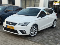 SEAT Ibiza - 1.0 EcoTSI FR Business Connect, Apple Carplay/Android, Sfeerverlichting, Navigatie, Achter