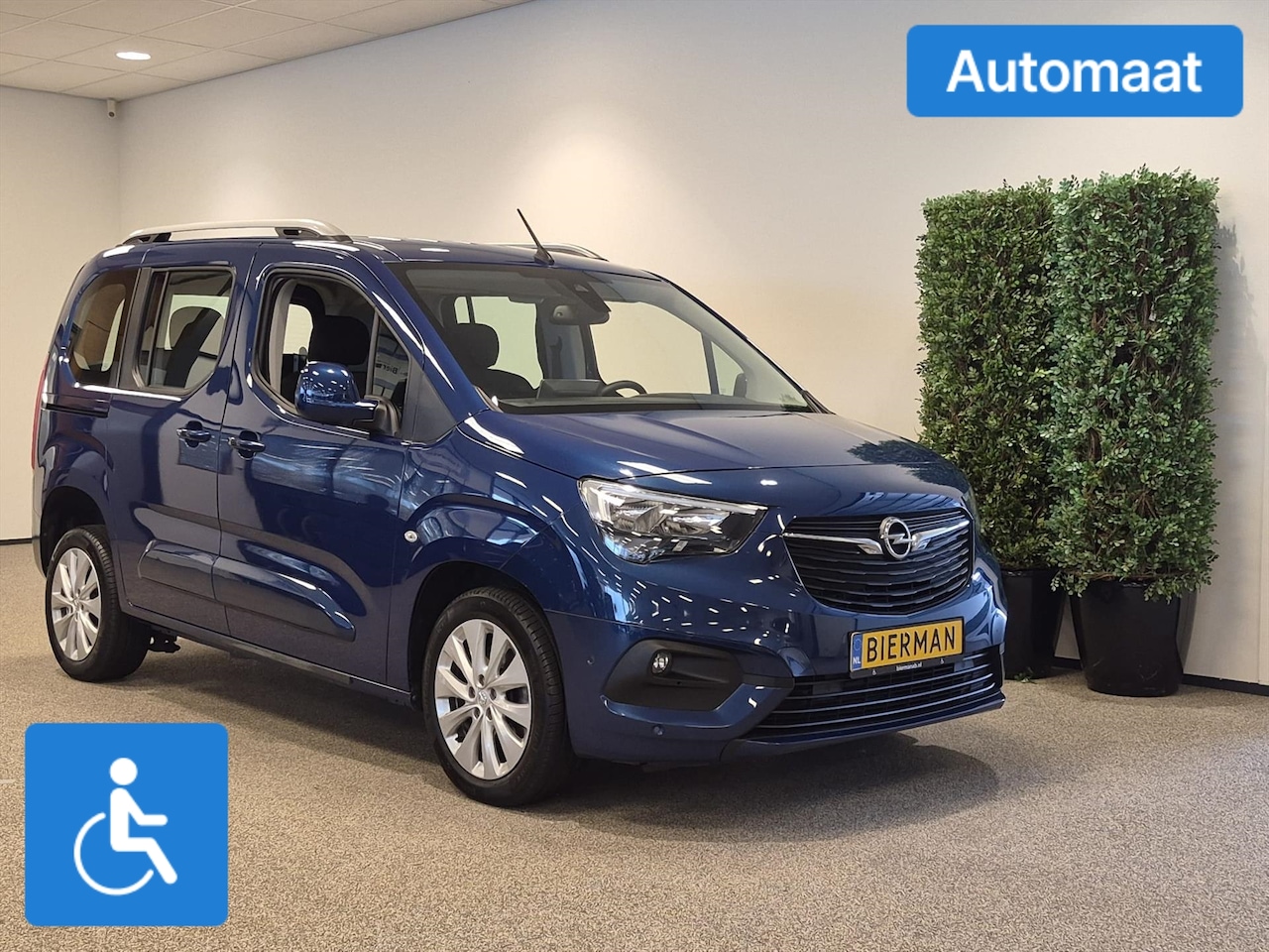 Opel Combo - L1 Rolstoelauto Automaat 4+1 - AutoWereld.nl