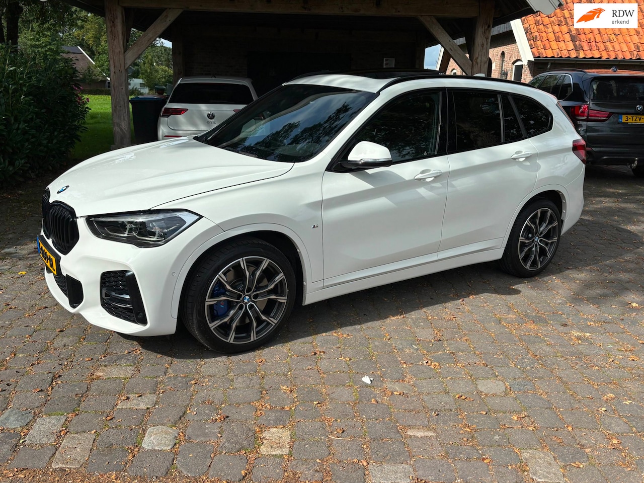 BMW X1 - SDrive18i High Executive Edition M pakket - AutoWereld.nl