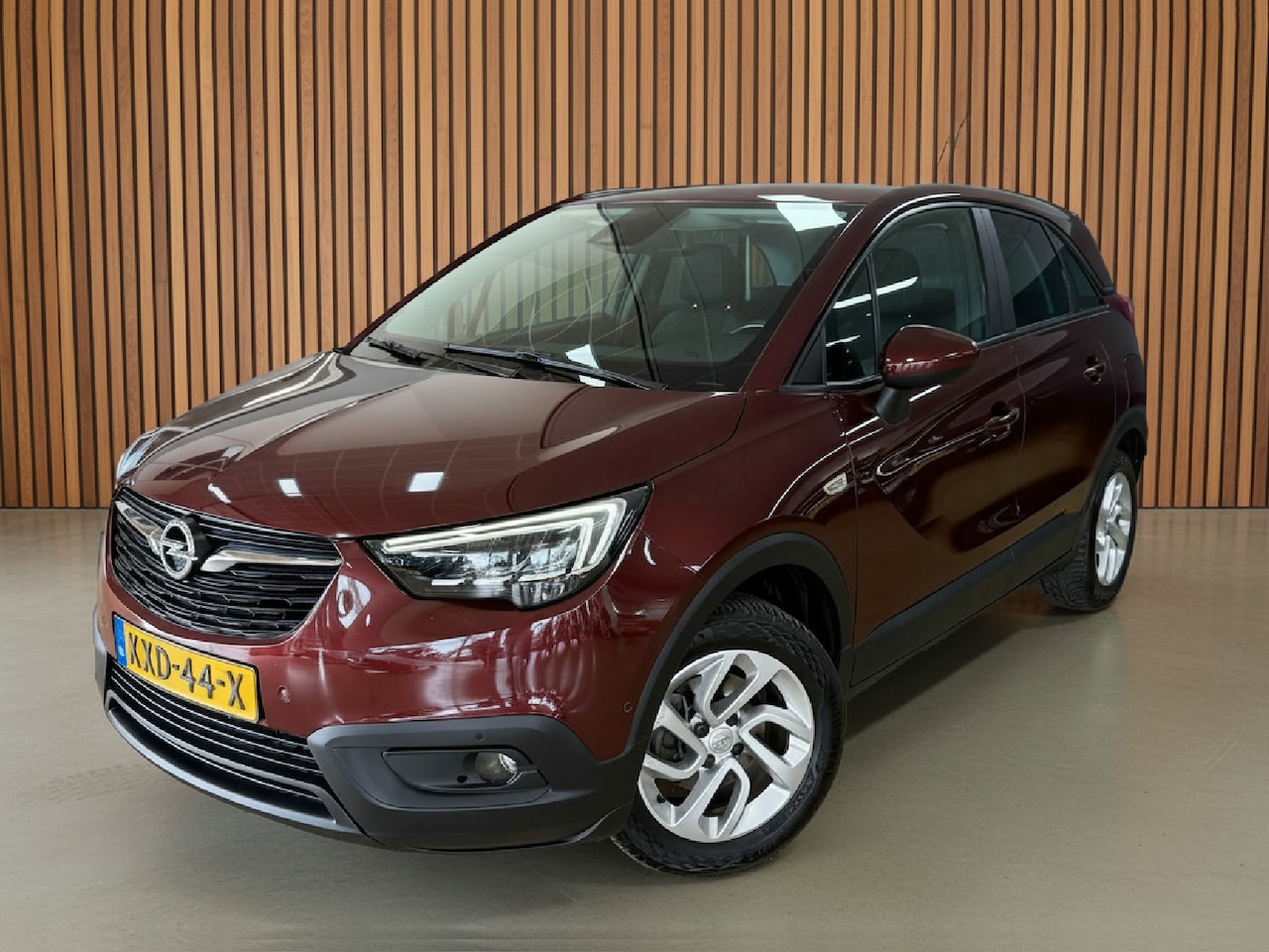 Opel Crossland X - 1.2 Turbo Innovation | BLIS | Camera | Stoelverwarming | Stuurverwarming - AutoWereld.nl
