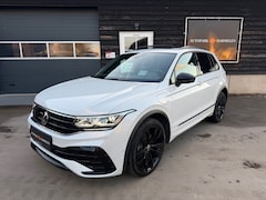 Volkswagen Tiguan - 1.4 TSI eHybrid 3x R-Line Pano Blackstyle