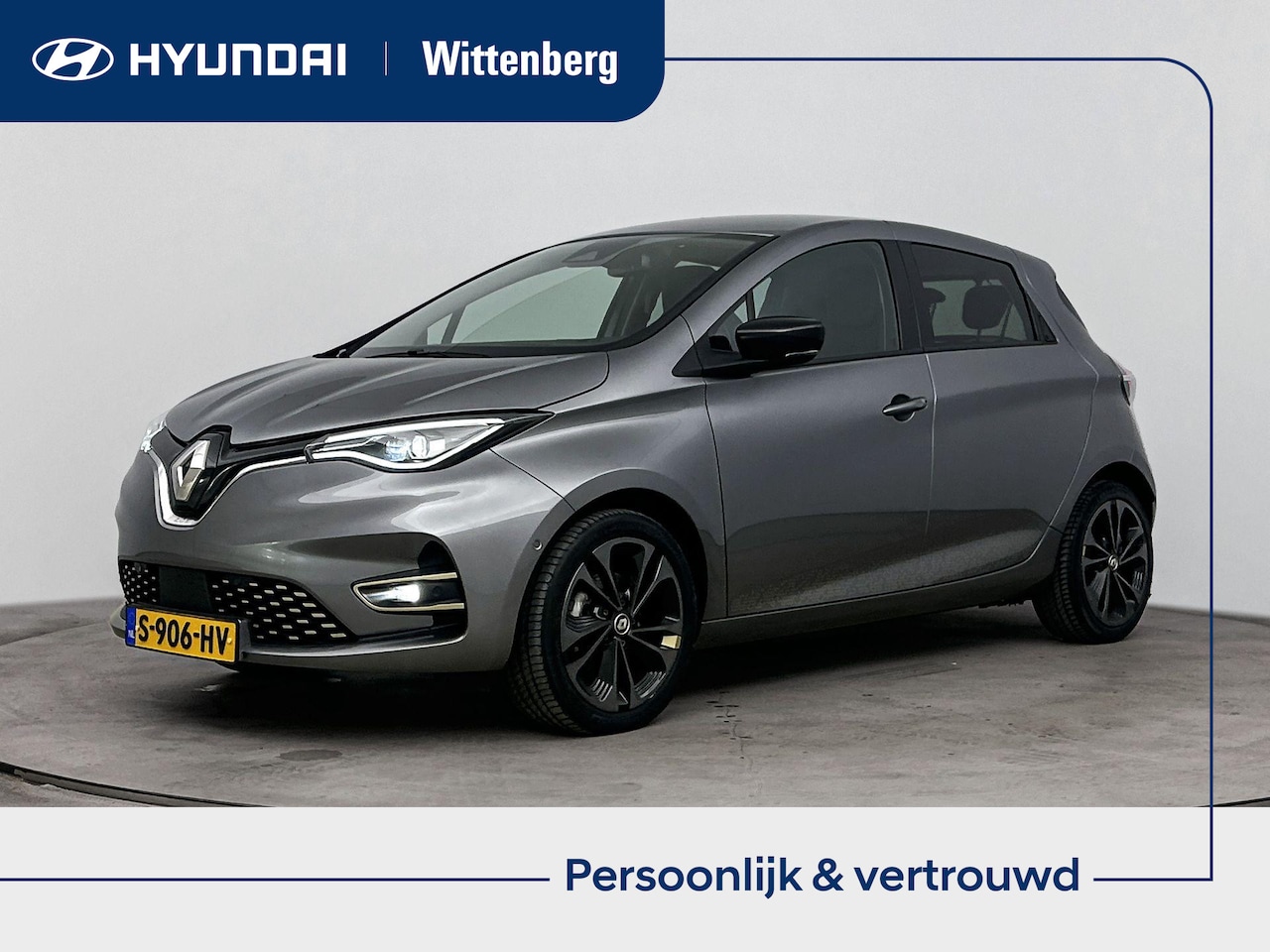 Renault Zoe - R135 Iconic 52 kWh | SOH 91.2% | Stoelverwarming | Achteruitrijcamera | Cruise control | L - AutoWereld.nl